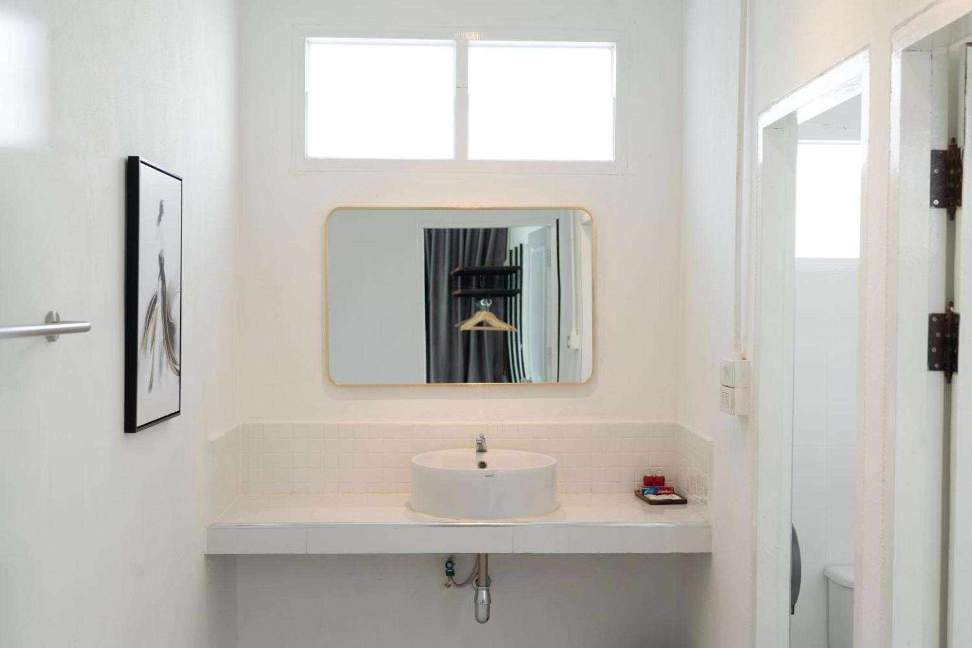 เชียงใหม่ แมนชั่น 2 Apartment ภายนอก รูปภาพ